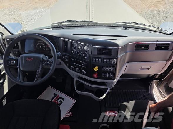 Peterbilt 589 Motrici e Trattori Stradali
