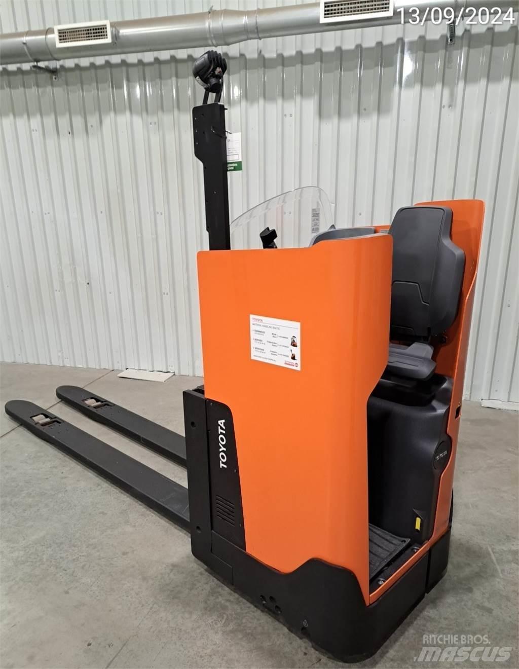 BT LSI200 Transpallet elettrici a timone