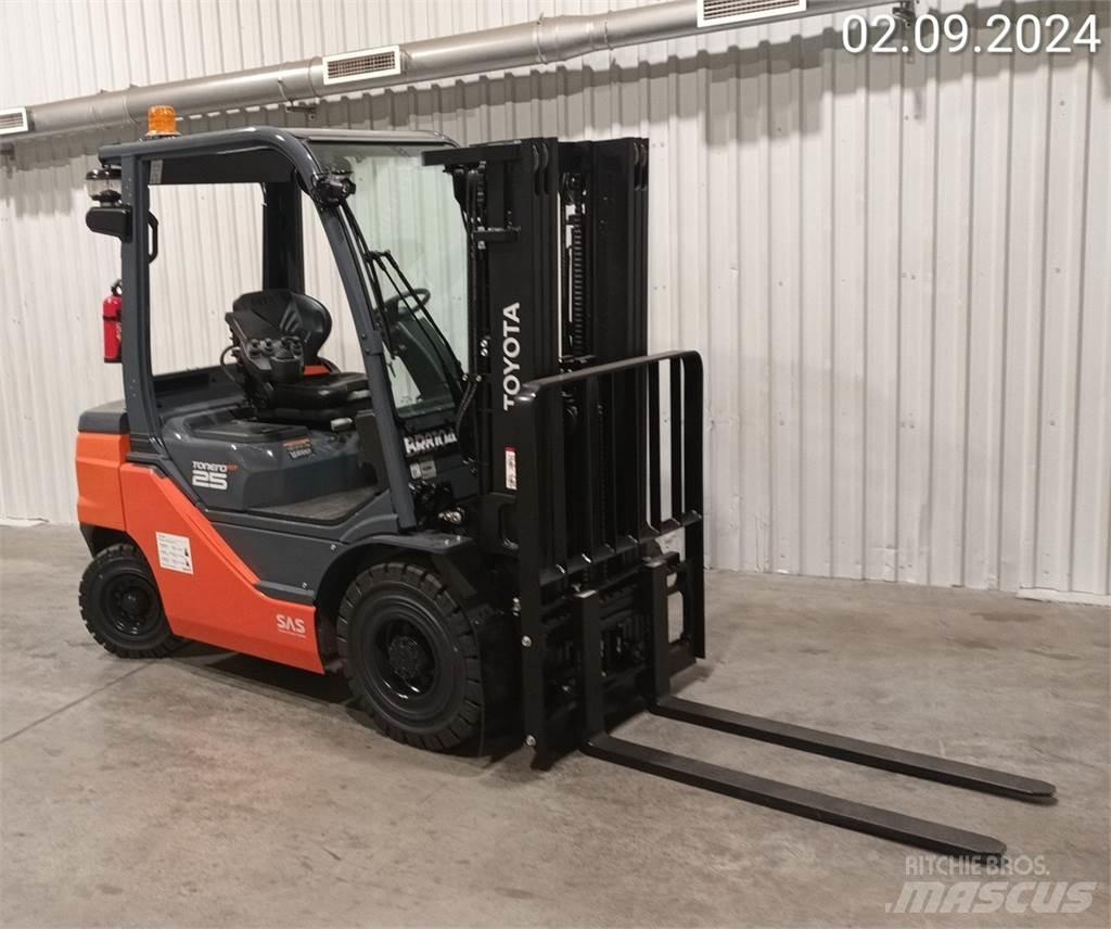Toyota 56-8FD25F Carrelli elevatori diesel