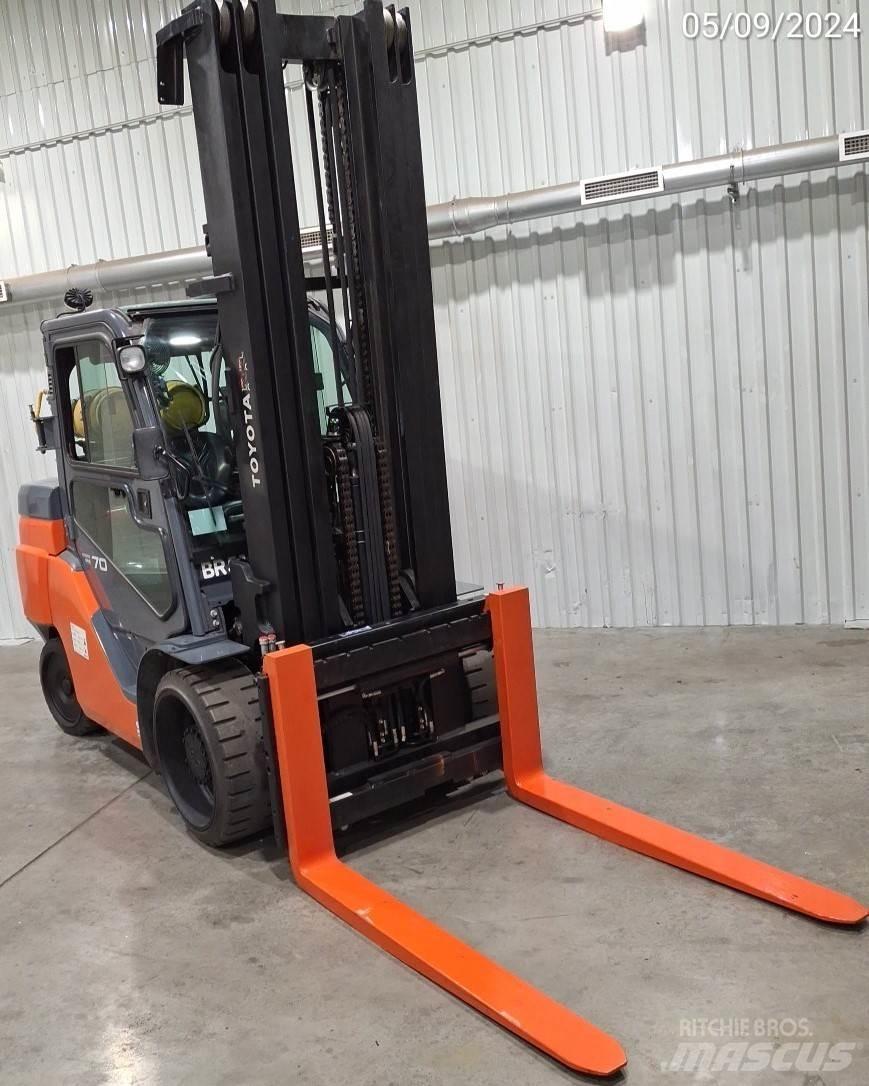 Toyota 8FGC70U Carrelli elevatori GPL