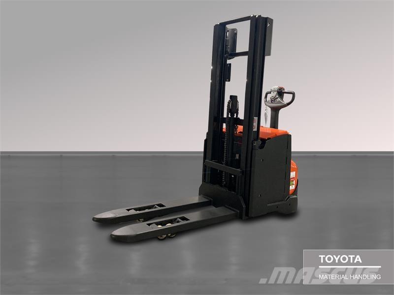 BT SWE120L Transpallet uomo a terra