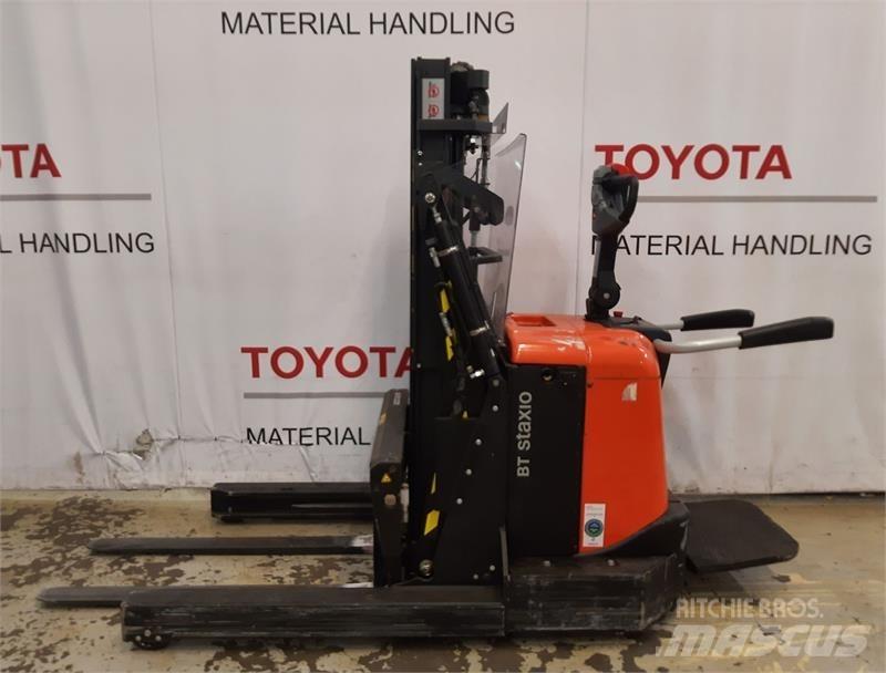 BT SPE120XR Transpallet uomo a terra
