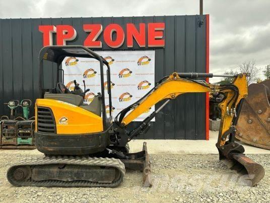 Bobcat E26 Canopy Miniescavatori