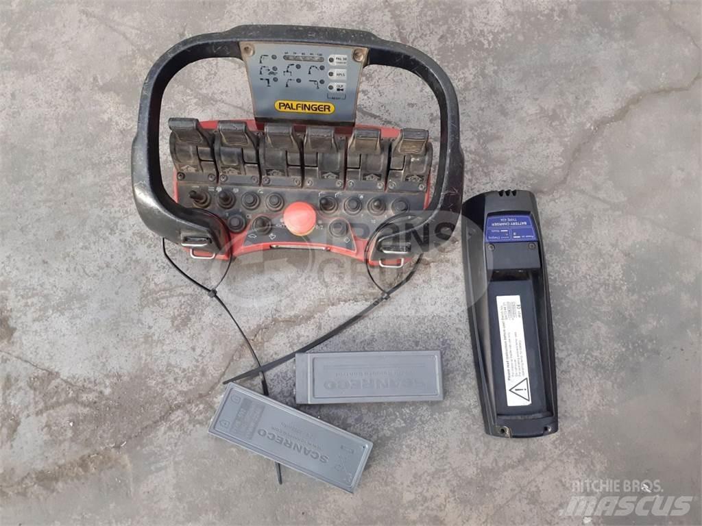 Almac PK 18002 EH Gru da carico