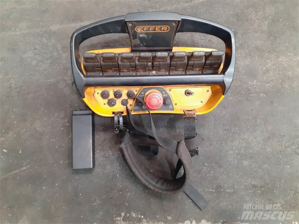 Effer 100 - 3S Gru da carico