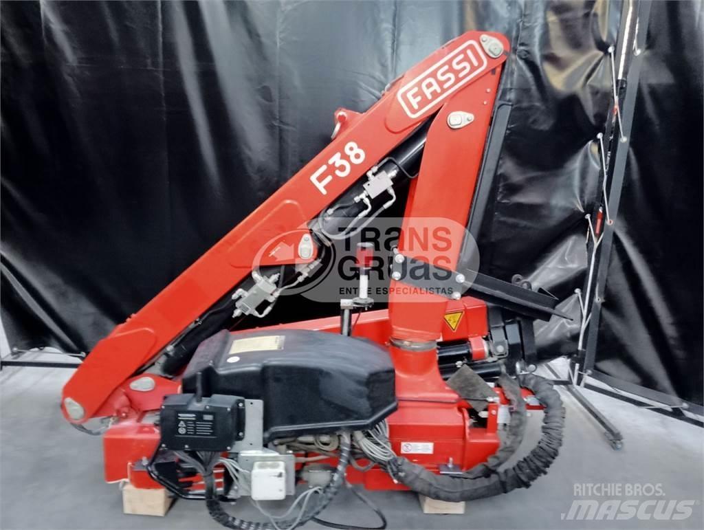 Fassi F38AF Gru da carico