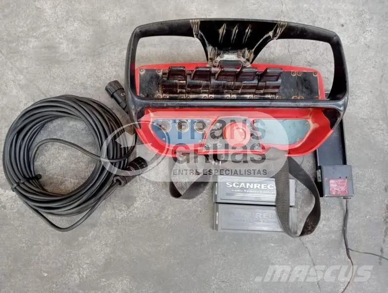 HMF 2223 K6 D Gru da carico