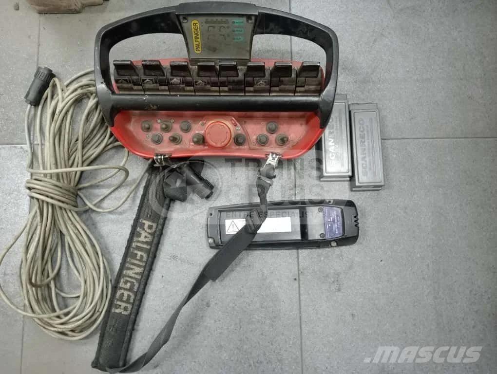 Palfinger PK 27000 Gru da carico