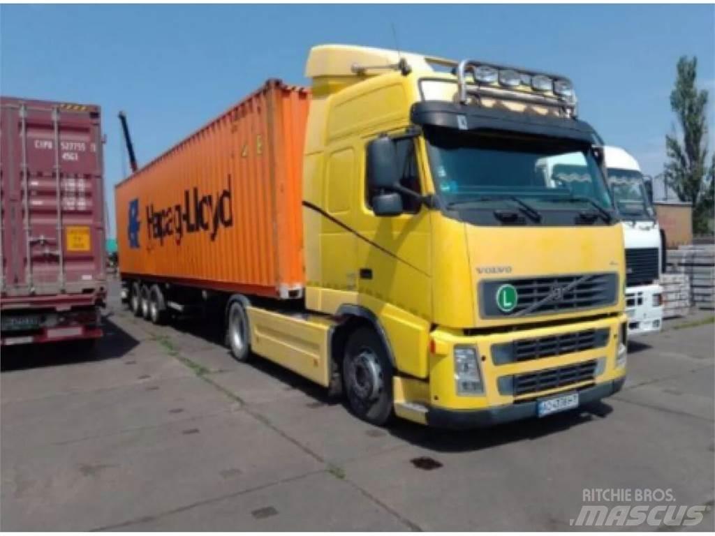 Volvo  Motrici e Trattori Stradali