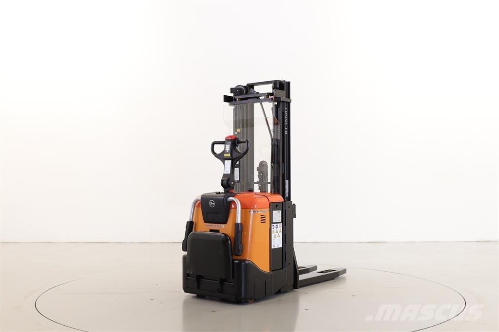 BT SPE125L Transpallet uomo a terra