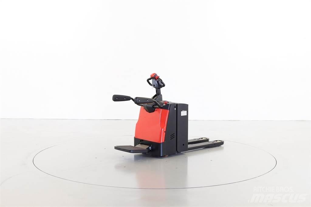 EP RPL301 Li-Ion Carrelli elevatori bassi a piattaforma
