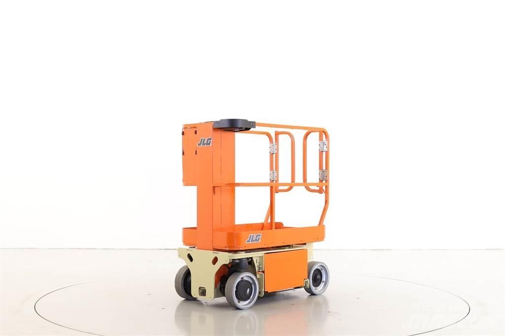 JLG 1230ES Sollevatori verticali