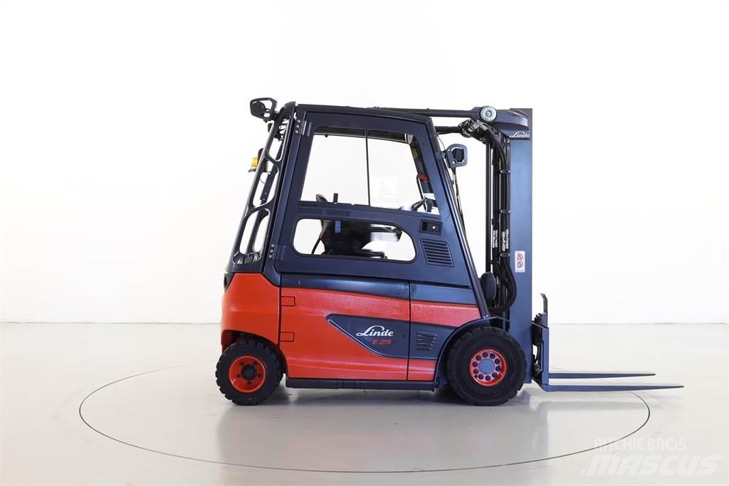 Linde E25-01 387 Carrelli elevatori elettrici