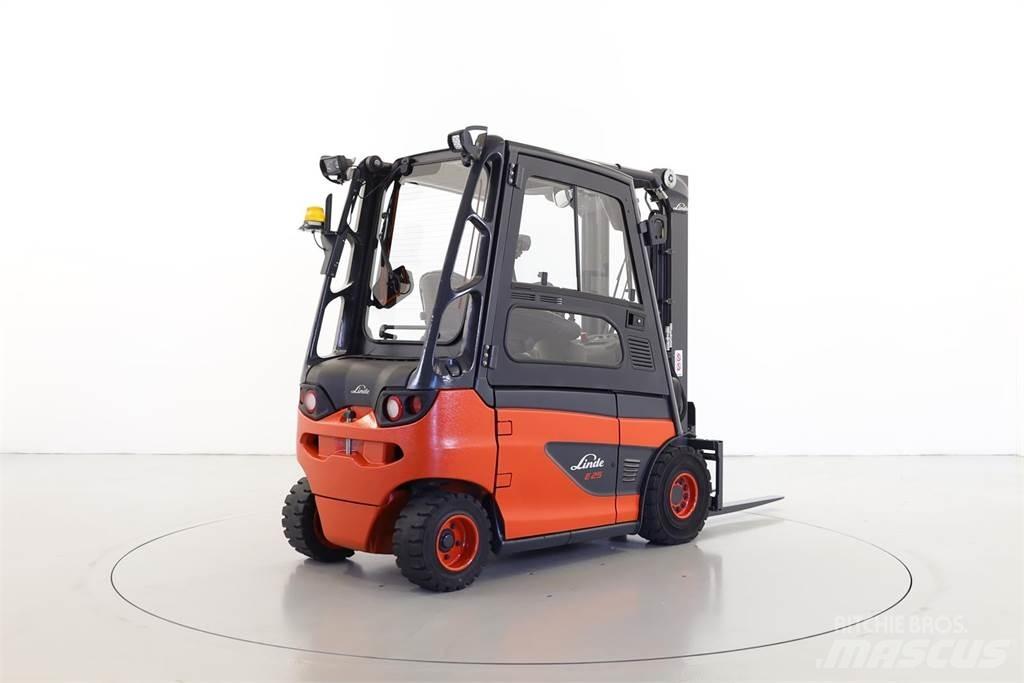 Linde E25-01 387 Carrelli elevatori elettrici