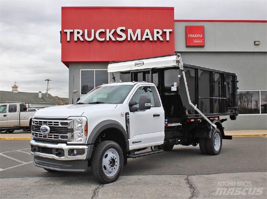 Ford F550 Camion portacontainer