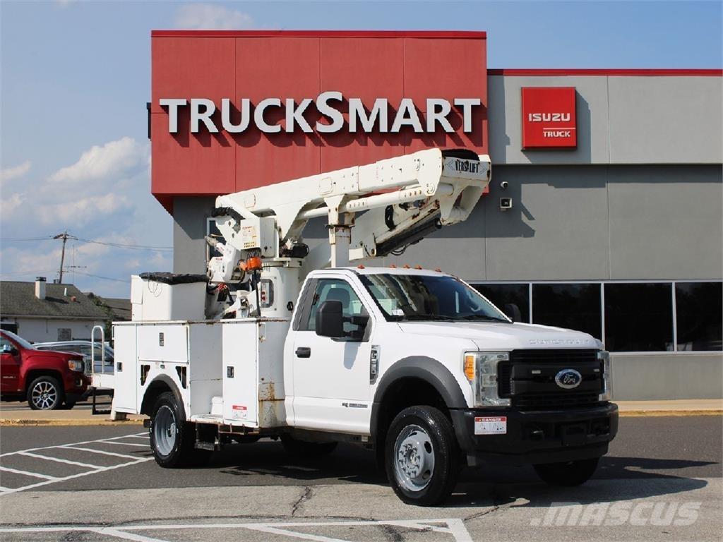 Ford F550 Piattaforme autocarrate