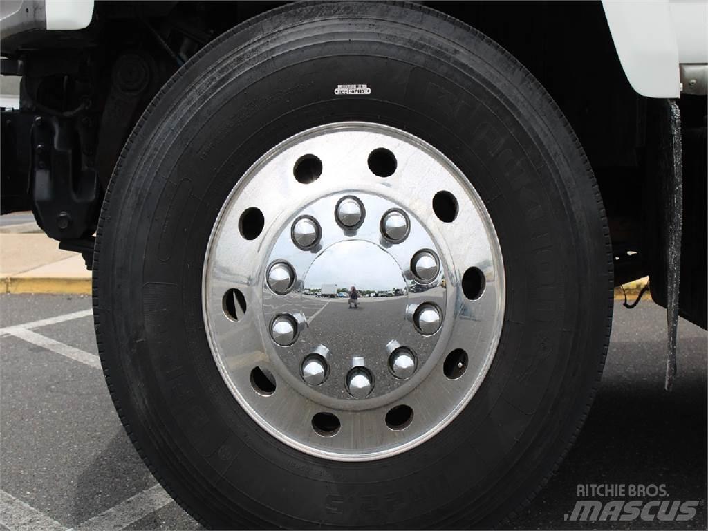 GMC 7500 Autocarri per segatura e cippato