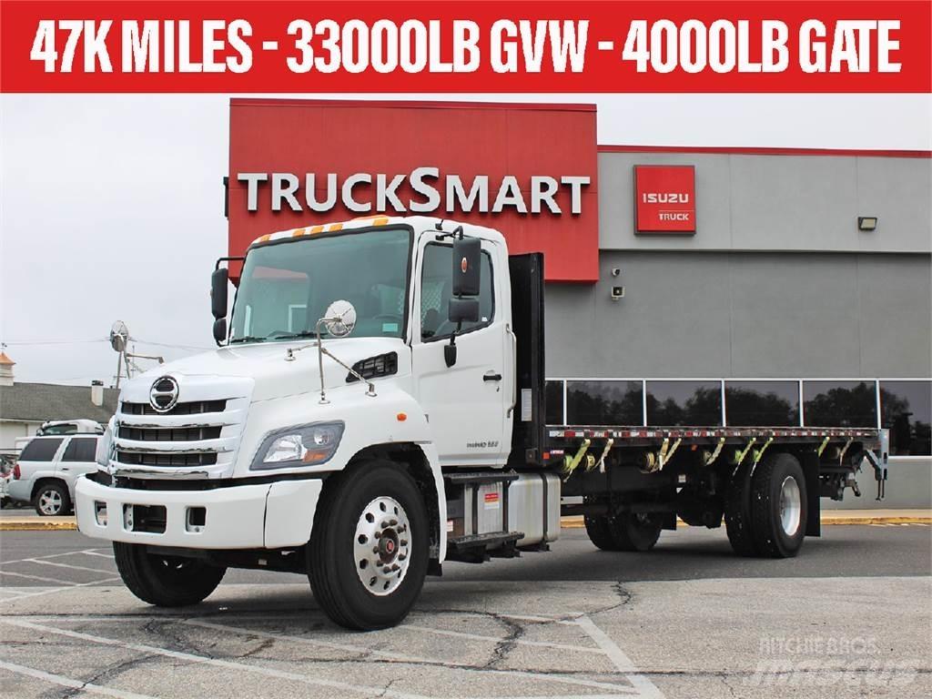 Hino 338 Camion con sponde ribaltabili