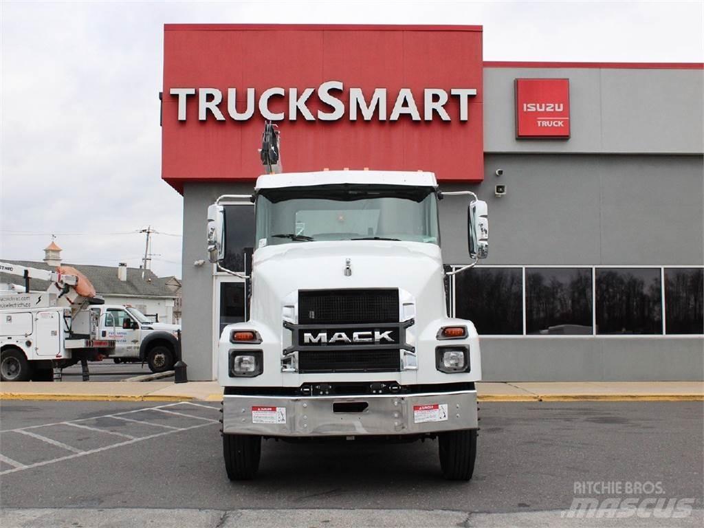 Mack MD6 Carroattrezzi
