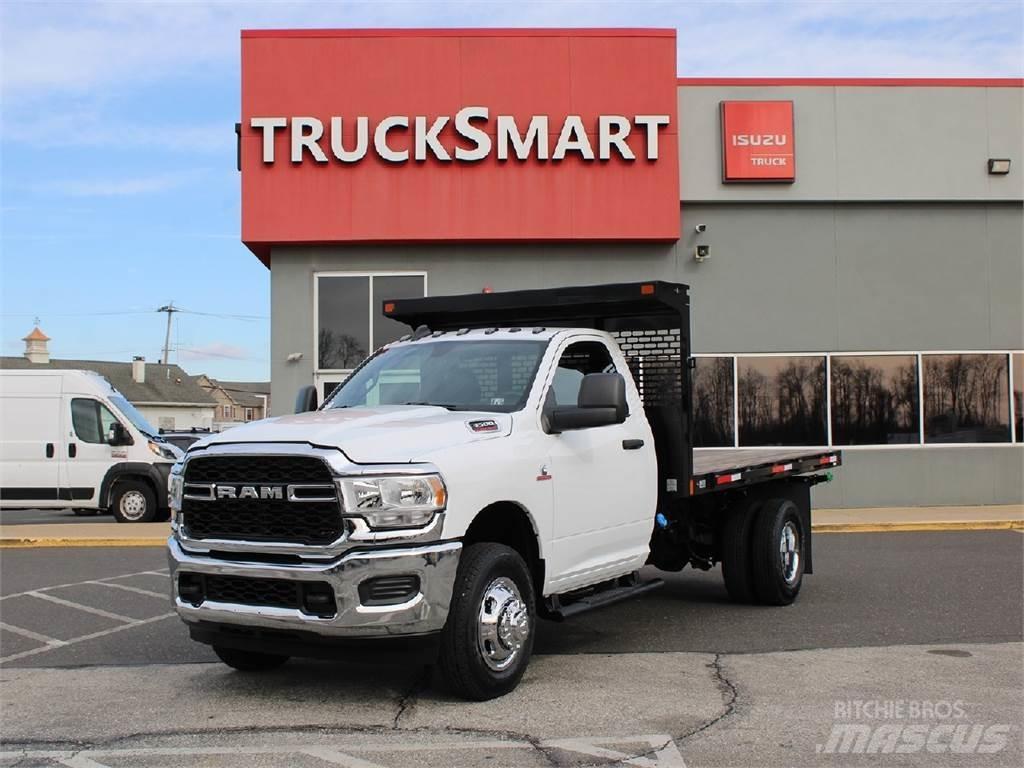 RAM 3500 Camion con sponde ribaltabili