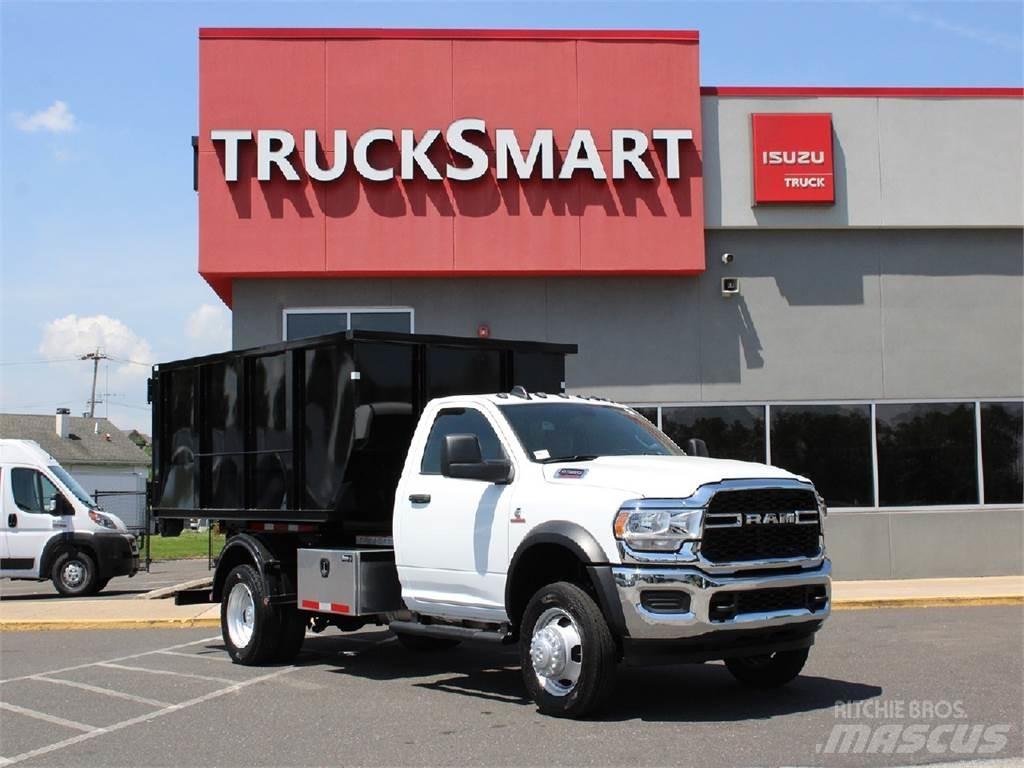 RAM 5500 Camion portacontainer