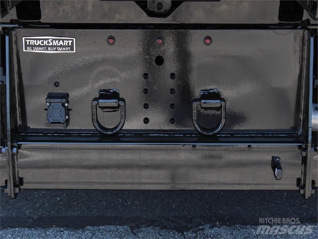 RAM 5500 Camion portacontainer