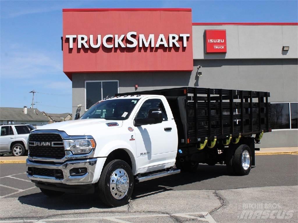 RAM 5500 Camion con sponde ribaltabili