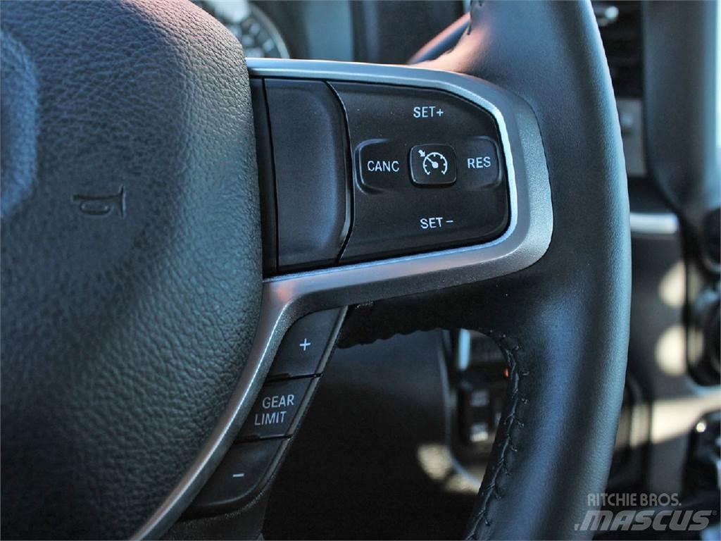RAM 5500 Camion con gancio di sollevamento