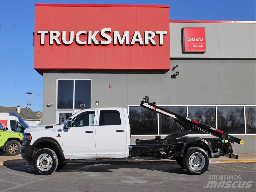 RAM 5500 Camion portacontainer