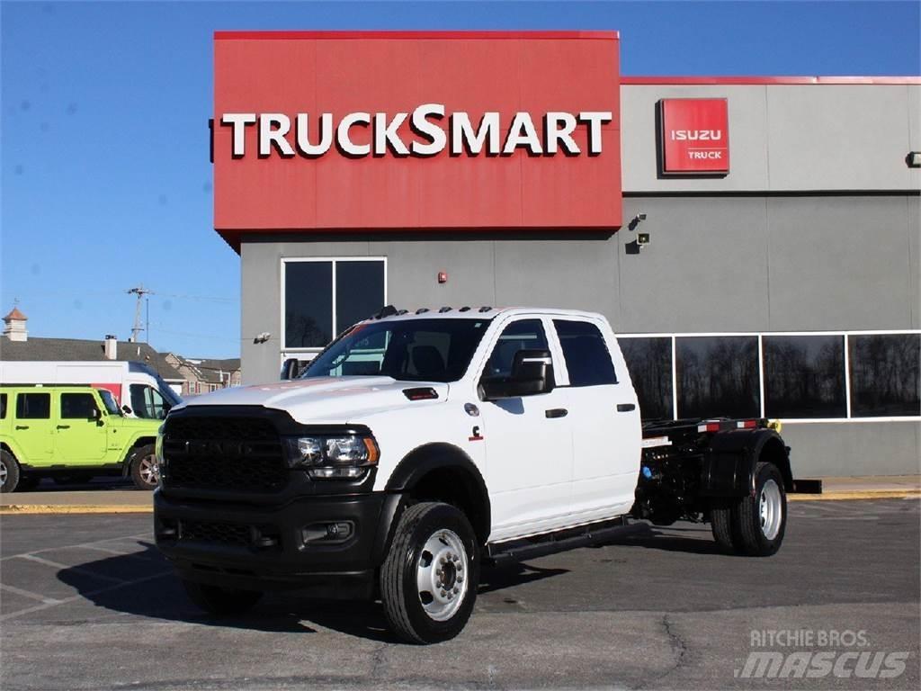 RAM 5500 Camion ribaltabili