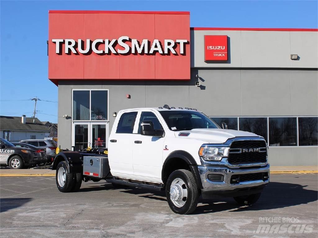 RAM 5500 Camion portacontainer