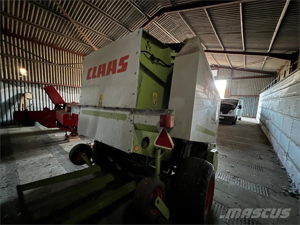 CLAAS VARIANT 260 Presse quadre