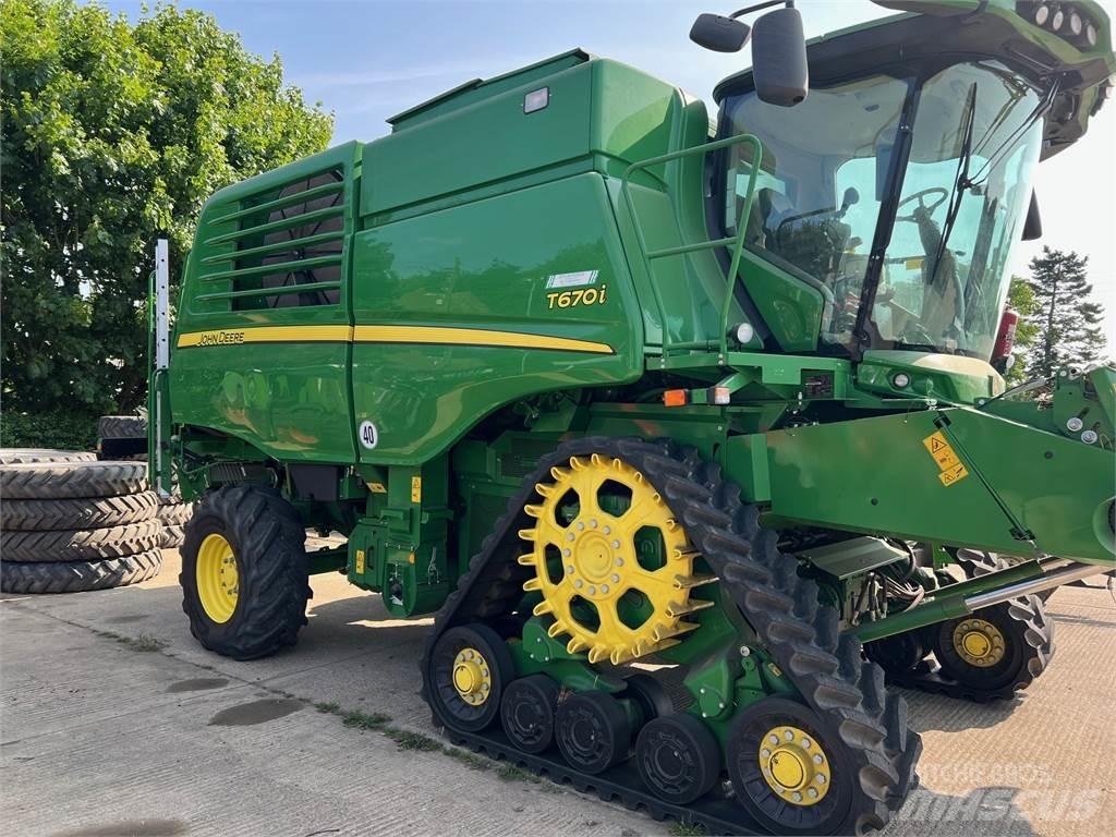 John Deere T670I Mietitrebbiatrici