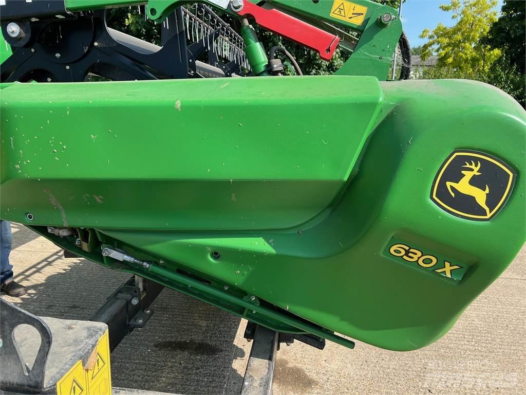 John Deere T670I Mietitrebbiatrici