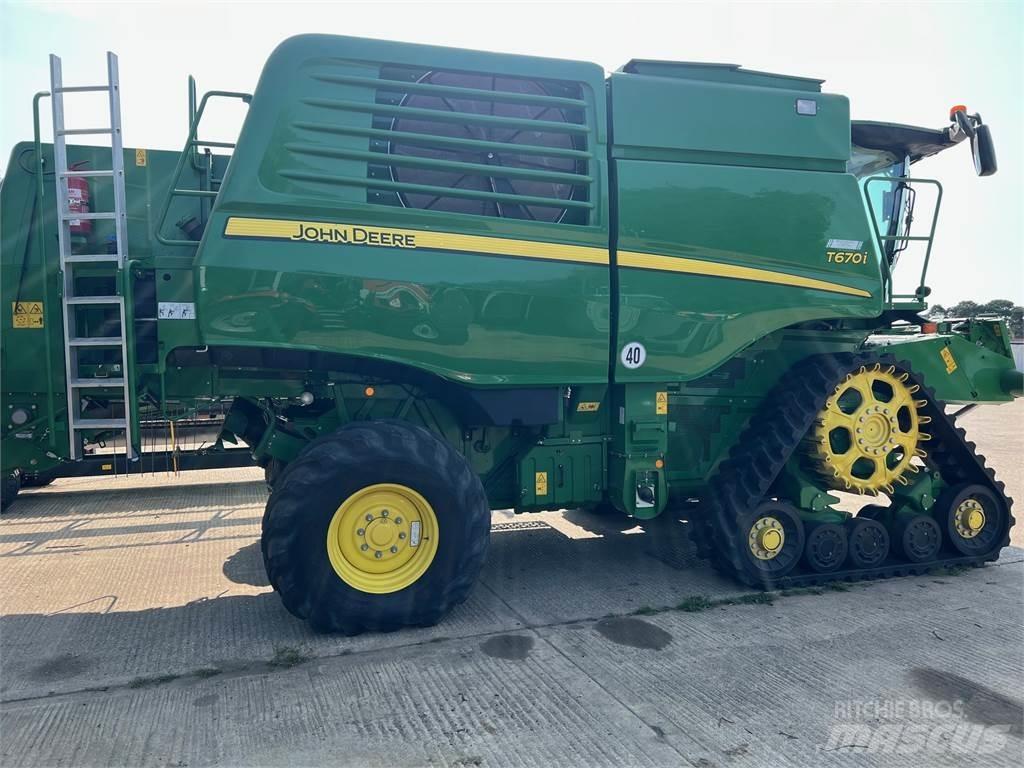 John Deere T670I Mietitrebbiatrici