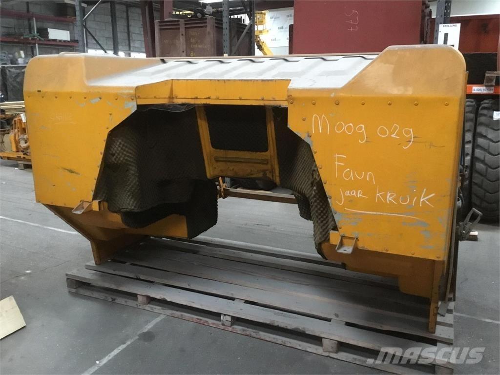 Faun KF lower cabin Cabine e interni