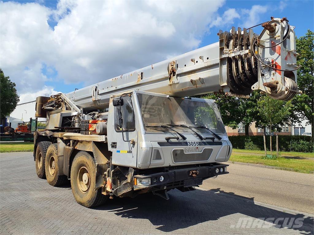 Grove GMK 3055 Gru per tutti i terreni