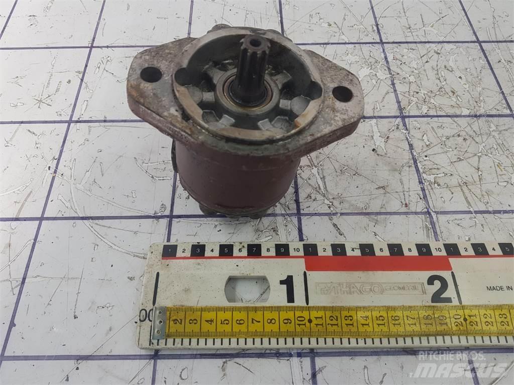 Grove steering pump Parti e equipaggiamenti per Gru