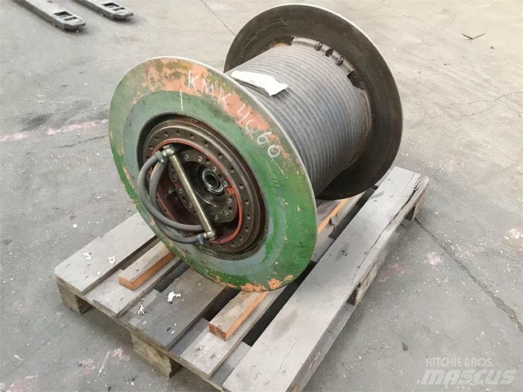 Krupp KMK 4060 winch Parti e equipaggiamenti per Gru