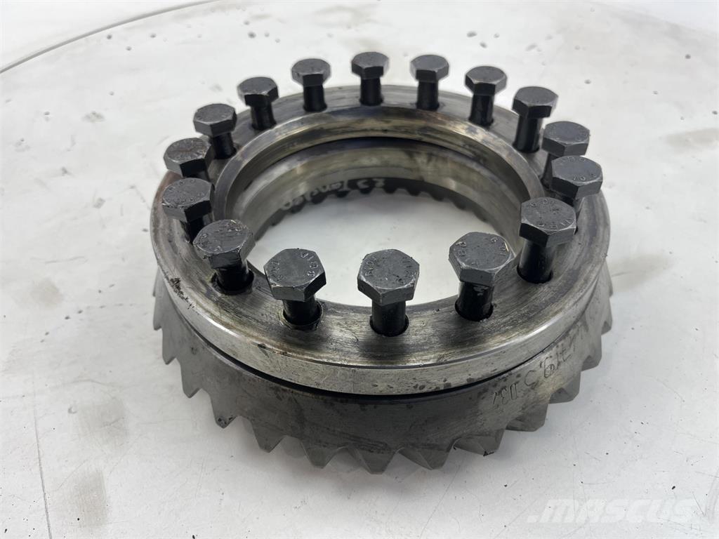 Krupp KMK diff box Parti e equipaggiamenti per Gru