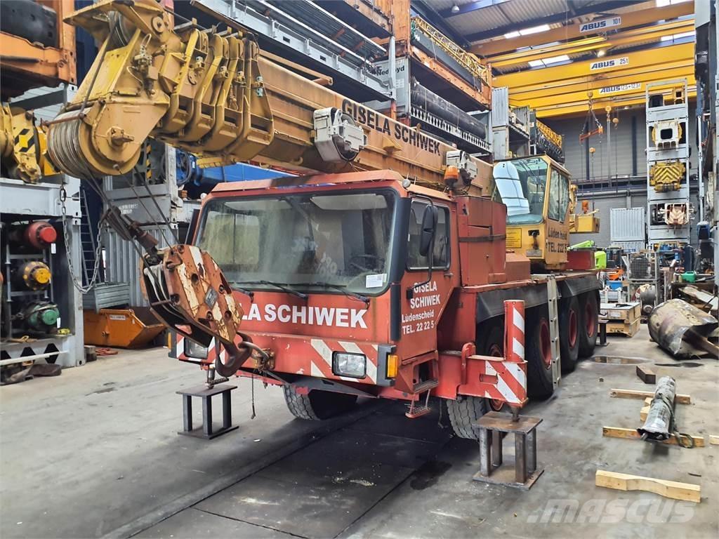 Liebherr LTM 1050 Gru per tutti i terreni