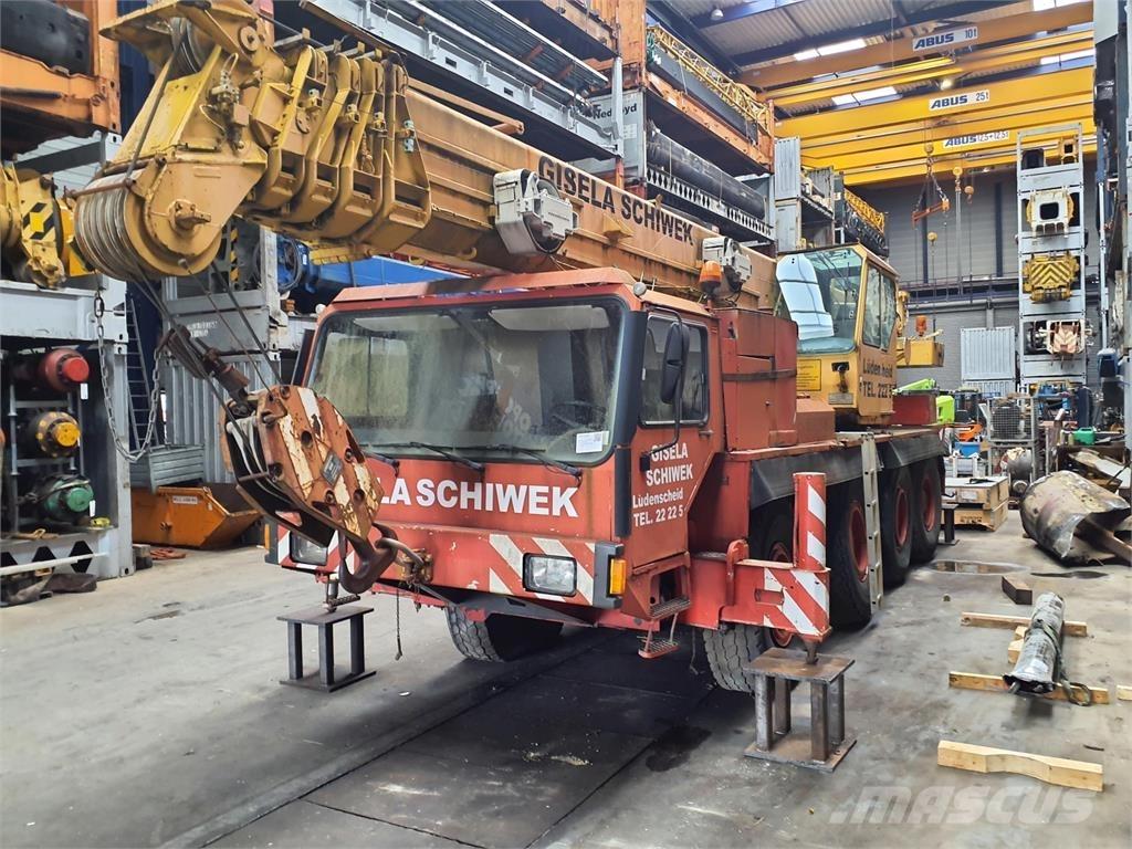 Liebherr LTM 1050 Gru per tutti i terreni