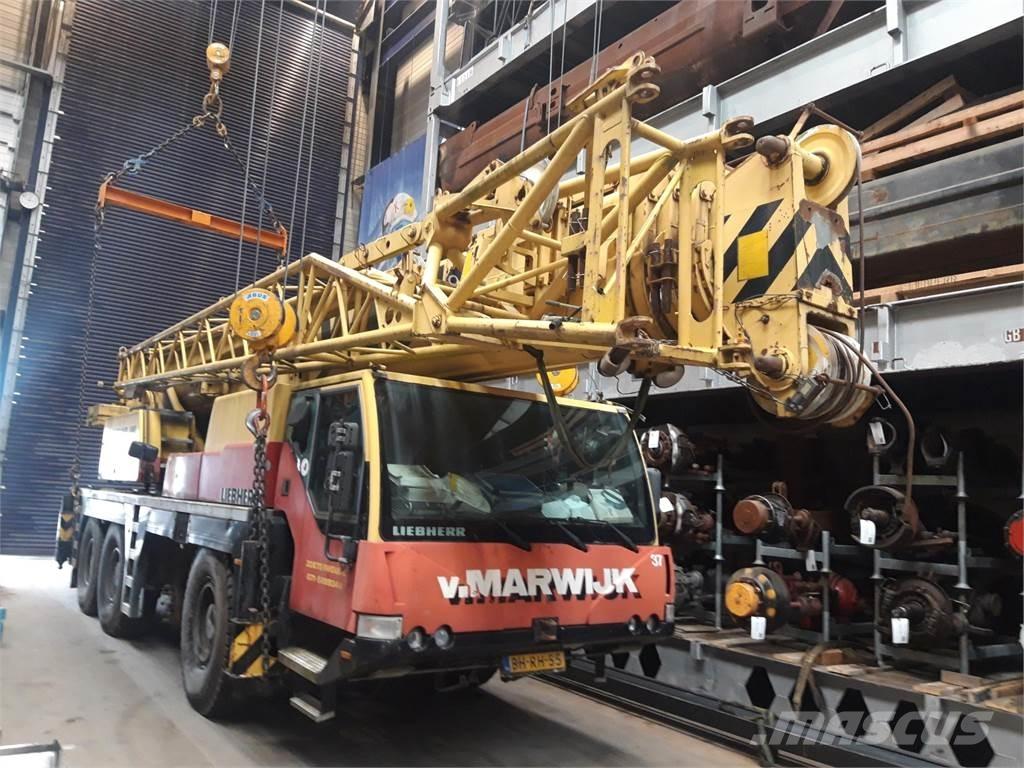 Liebherr LTM 1060-2 Gru per tutti i terreni