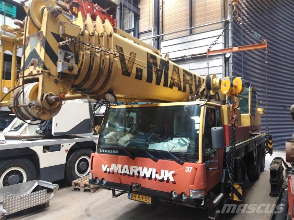 Liebherr LTM 1060-2 Gru per tutti i terreni