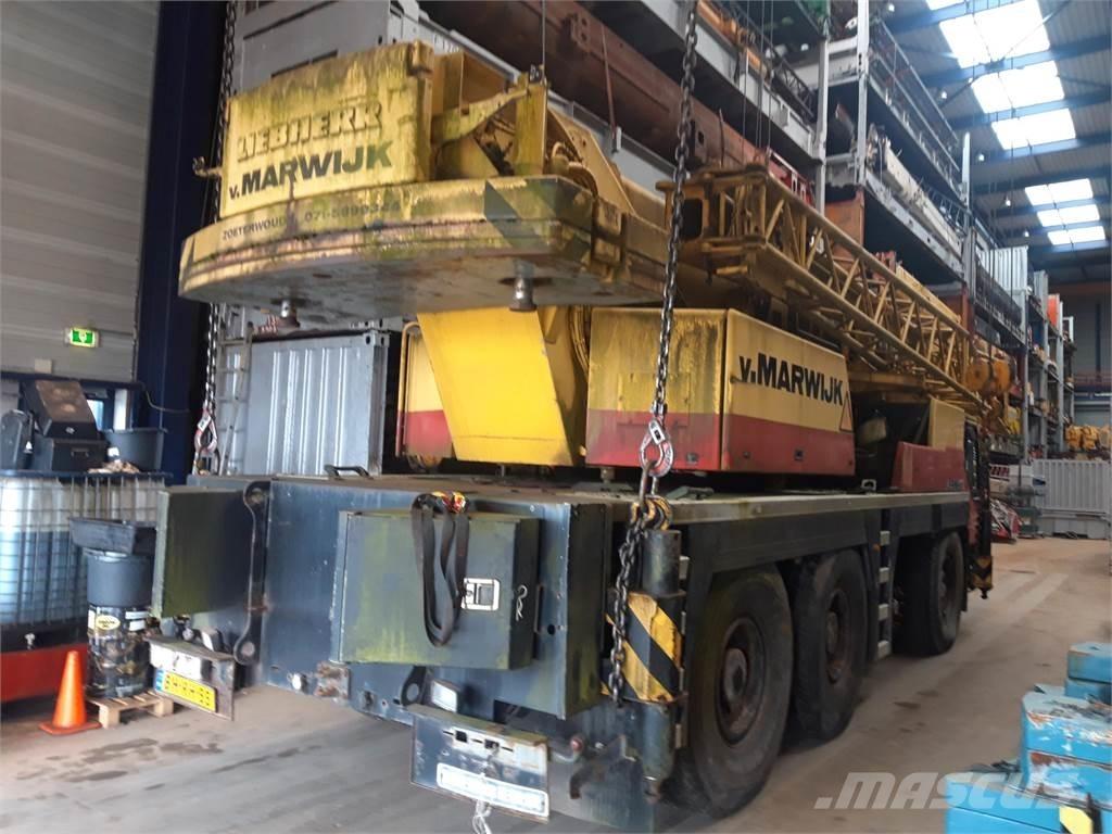 Liebherr LTM 1060-2 Gru per tutti i terreni