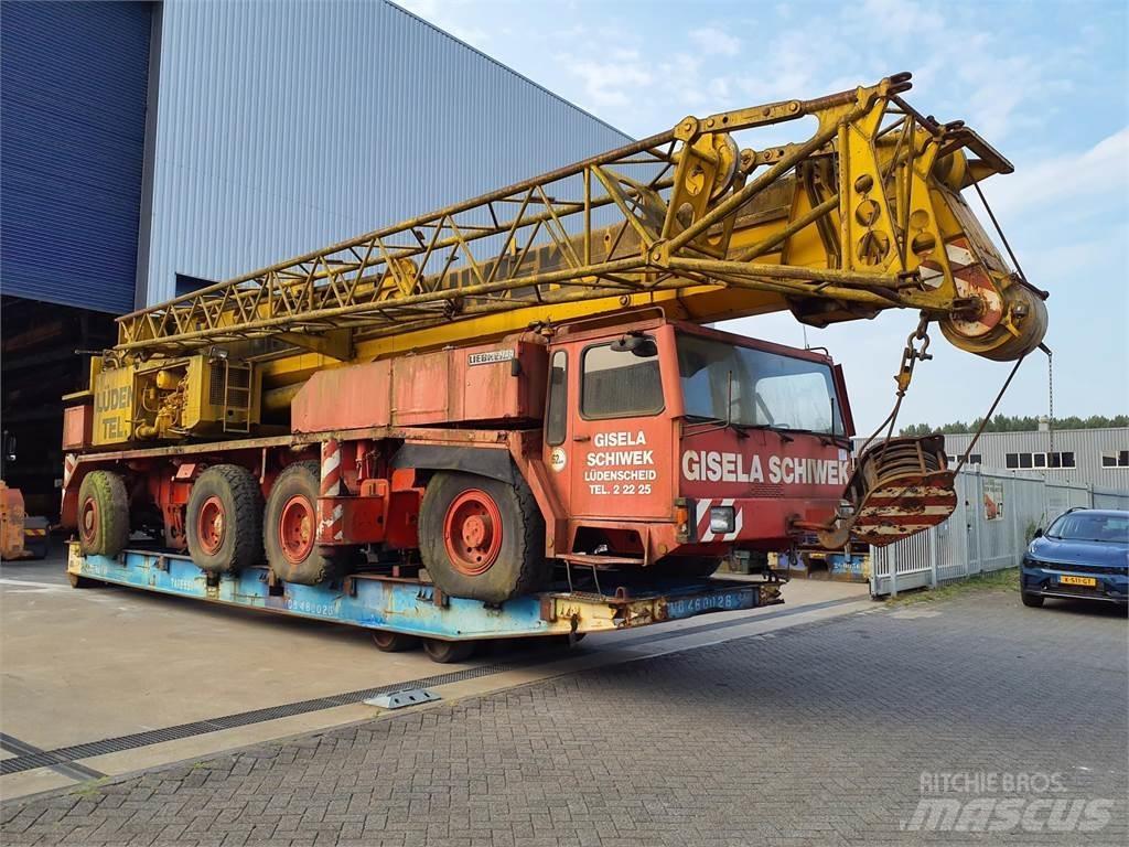 Liebherr LTM 1100 Gru per tutti i terreni
