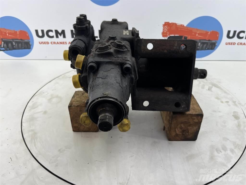  Steering box Parti e equipaggiamenti per Gru