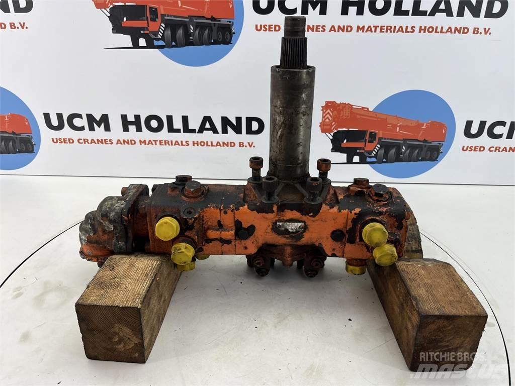  Steering box 210bar Parti e equipaggiamenti per Gru