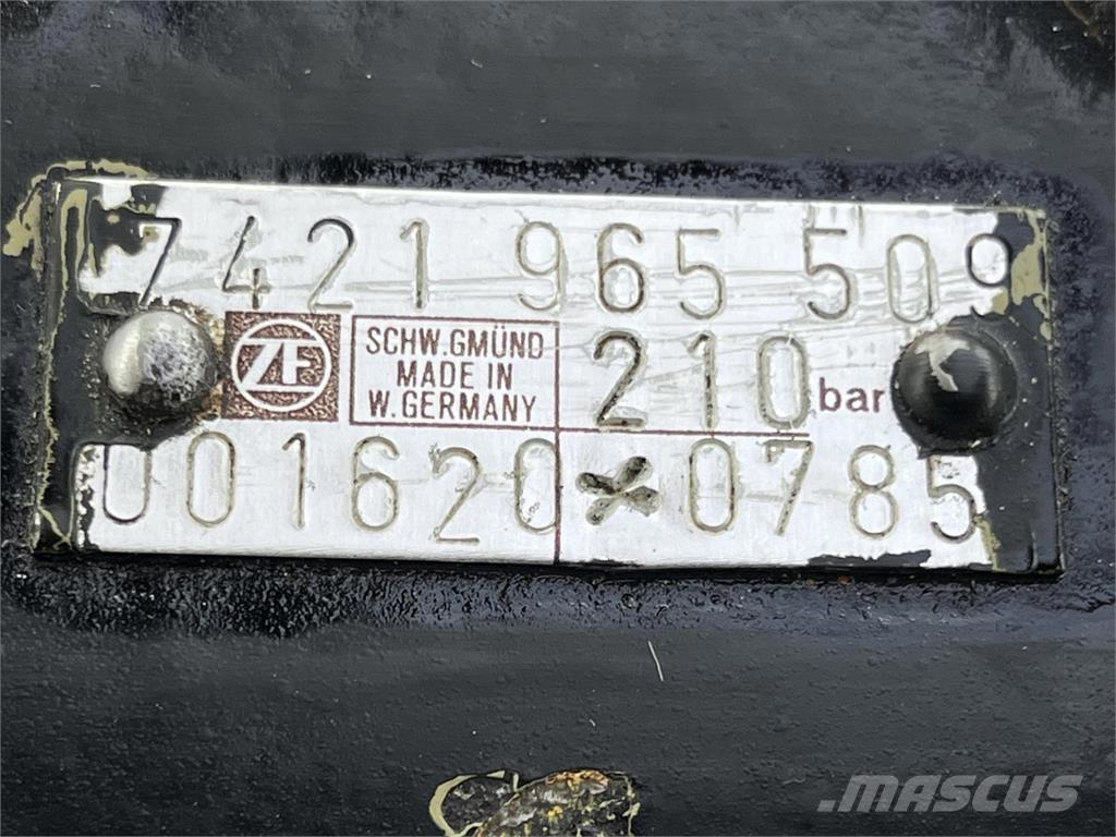  Steering box 210bar Parti e equipaggiamenti per Gru