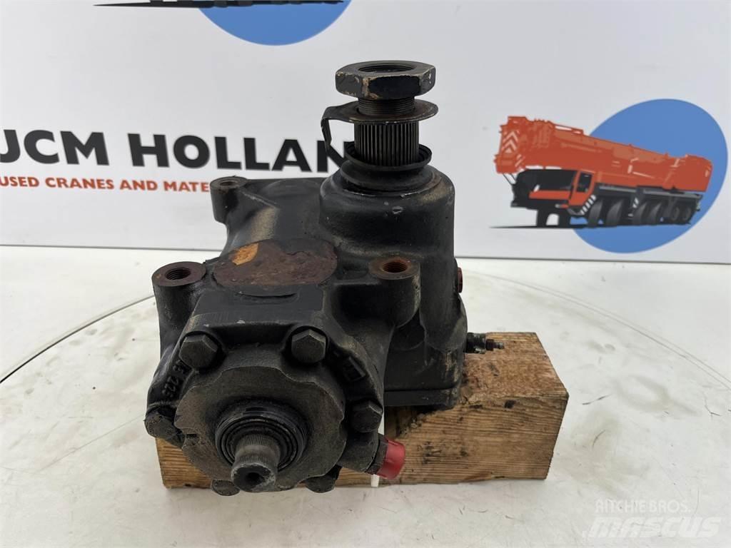 ZF steering box Parti e equipaggiamenti per Gru